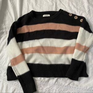 Full Circle Trend MEDIUM Cropped Waffle Knit Cropped Sweater Buttons